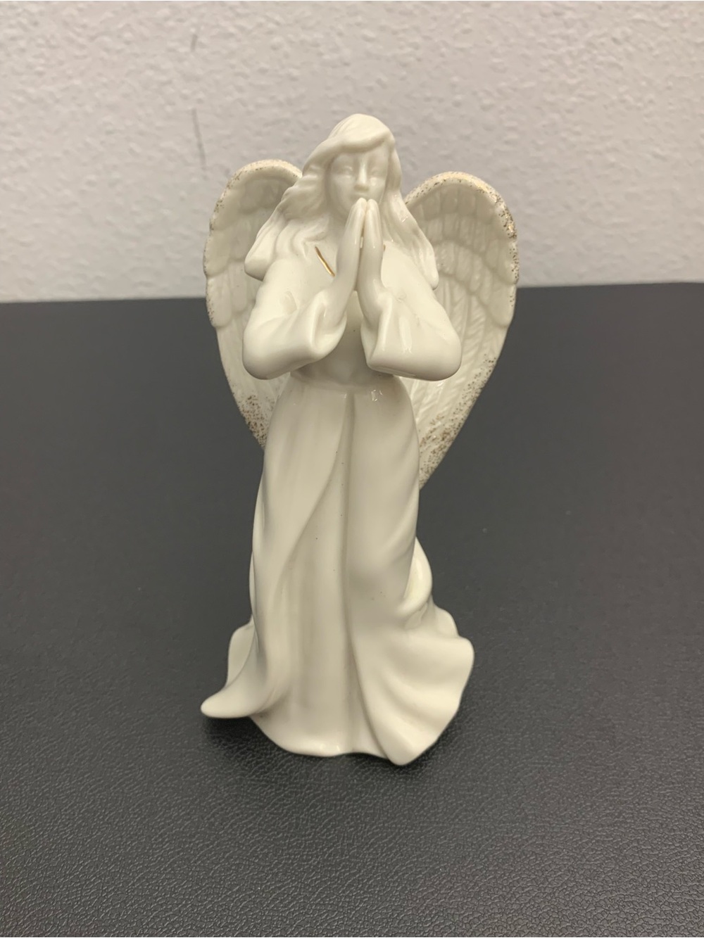 Vtg Mikasa angel